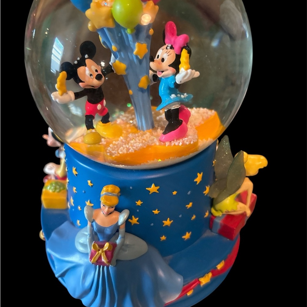 Disney 100th/Anniversary Music”Wish upon a star”Snow globe.Excellent!❤️1 daySALE